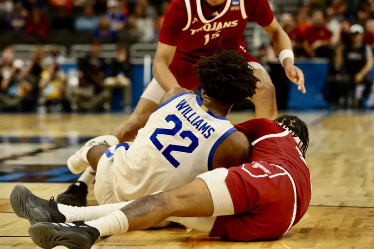 Mark Pope Raise Speculation on Amari Williams Back Injury and here is What he says may happen…